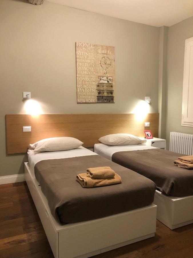 Apartment Leon Rosso Flat